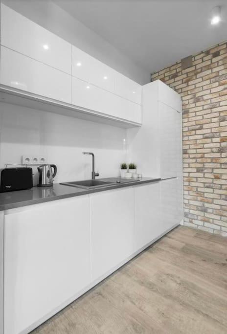 Nowy Swiat 60 - 170 M Do Metra - Prywatne Mieszkanie W Centrum Warszawy - Better Rental ワルシャワ エクステリア 写真